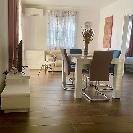 Blueberry Apartment โบล ภายนอก รูปภาพ